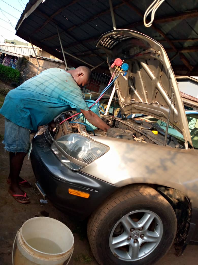 Car AC Inspection and Gas Refill